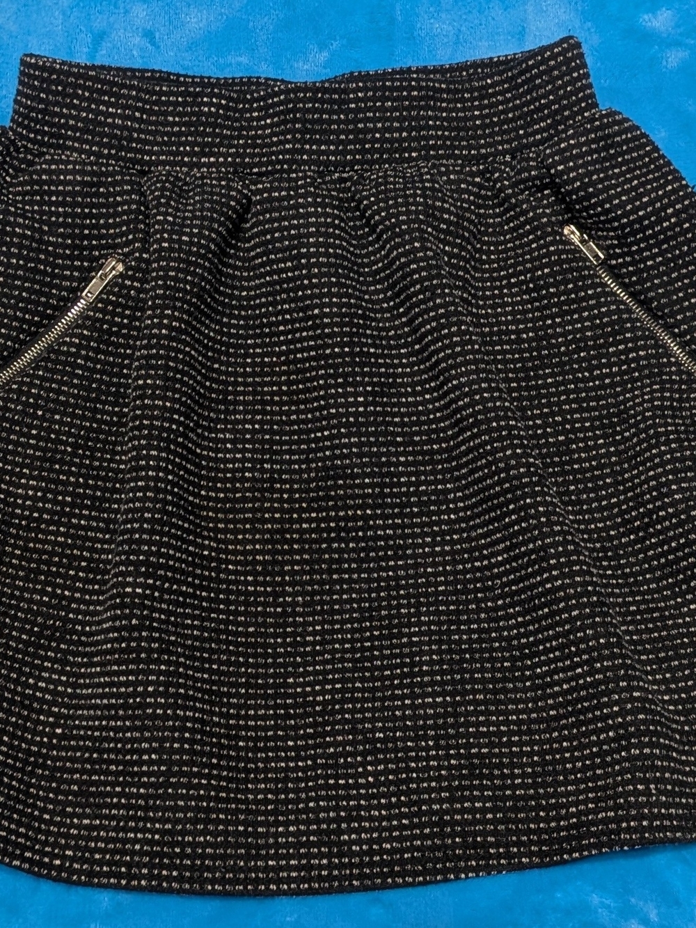 🖤🤍 Black & White Textured Mini Skirt 🤍🖤